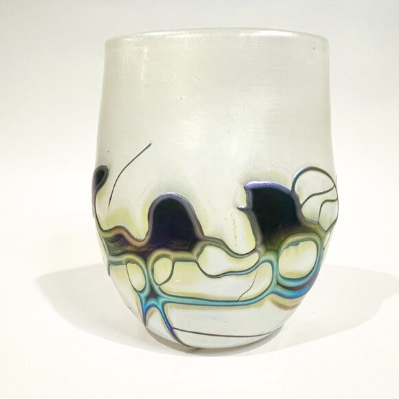 Robert Held Art Glass Vase Signed 6.25" Opalescent w/ Iridescent Blue Purple - Picture 1 of 9